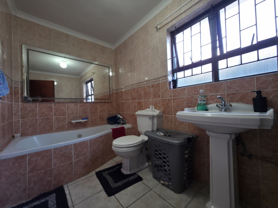 3 Bedroom Property for Sale in Tuscany Glen Western Cape